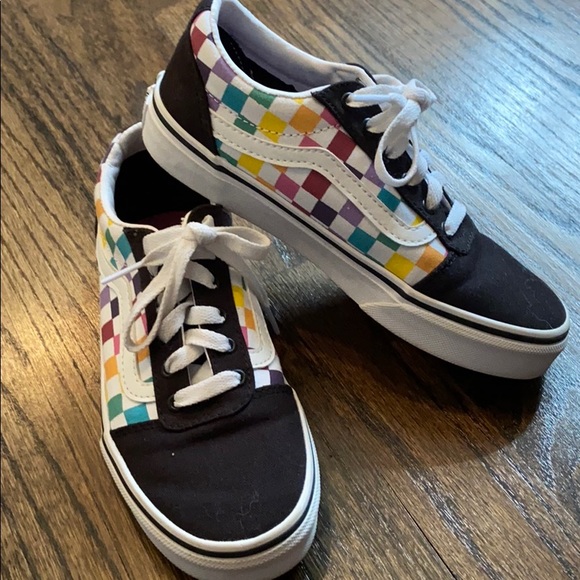 Vans Other - Vans Kids Checkerboard Old Skool Sneakers/Girl’s 2